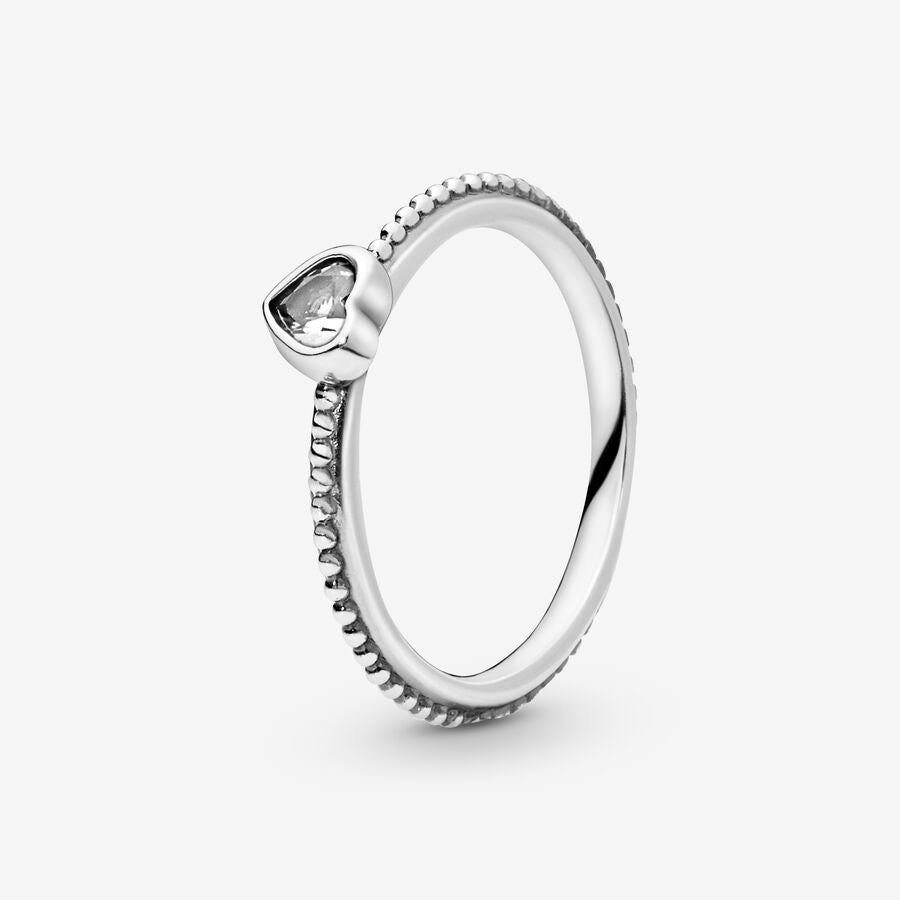 Anillo Corazón Engarzado