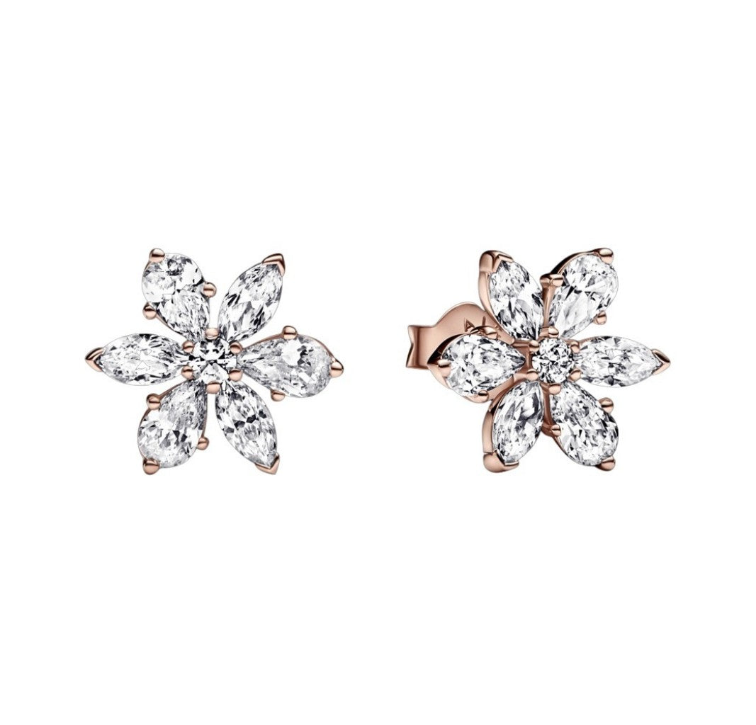 Aretes Flor Zirconias