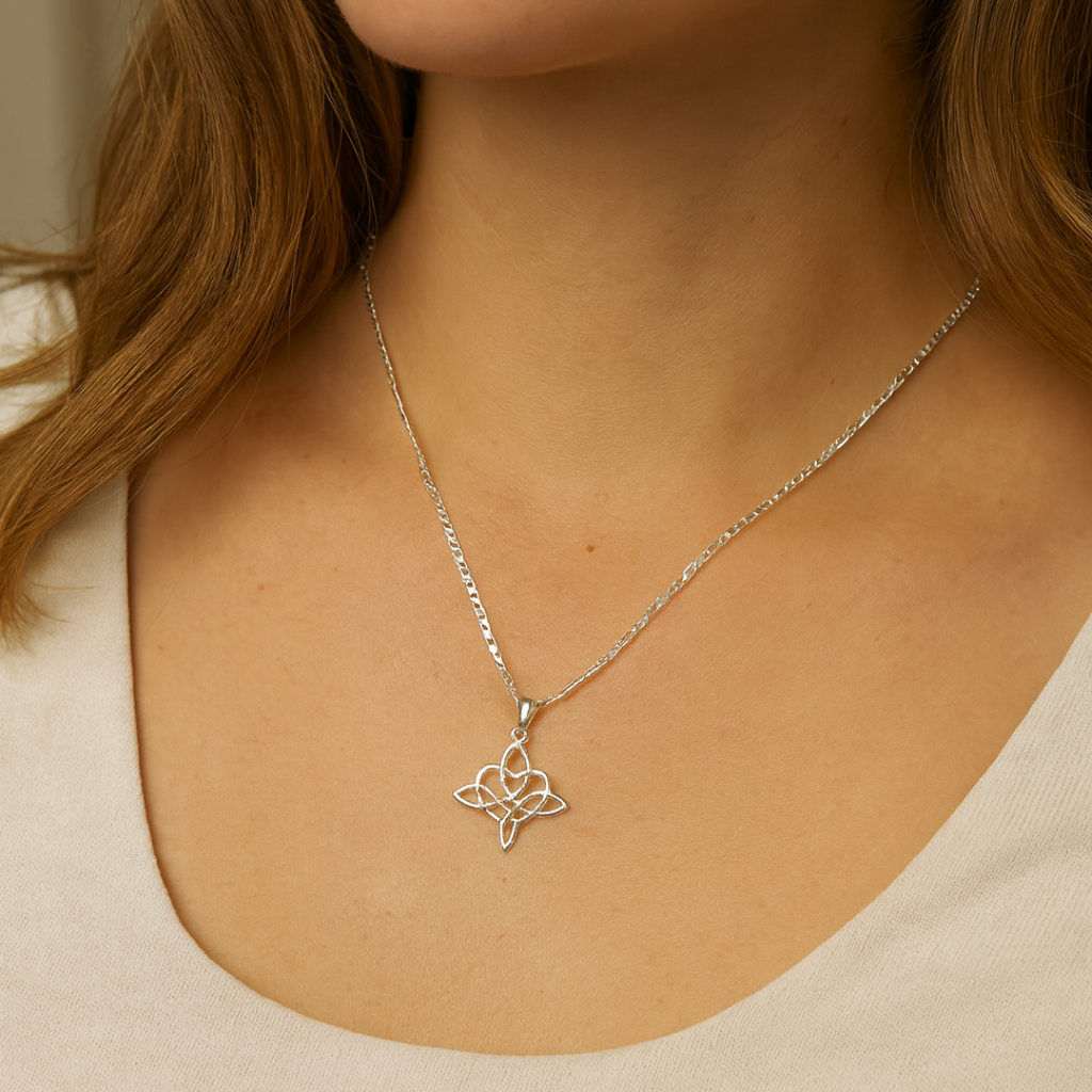 Collar Nudo de Bruja