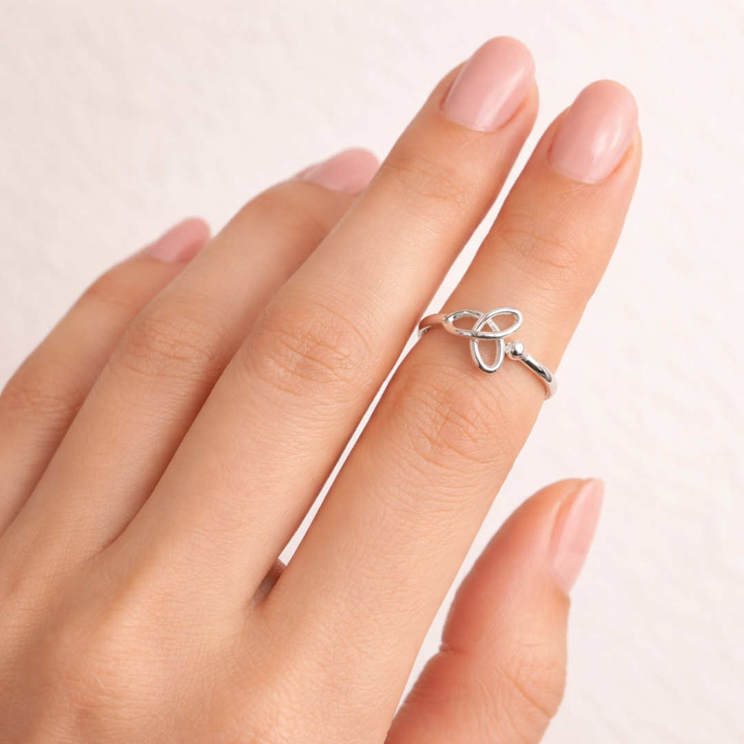 Anillo Nudo de Bruja