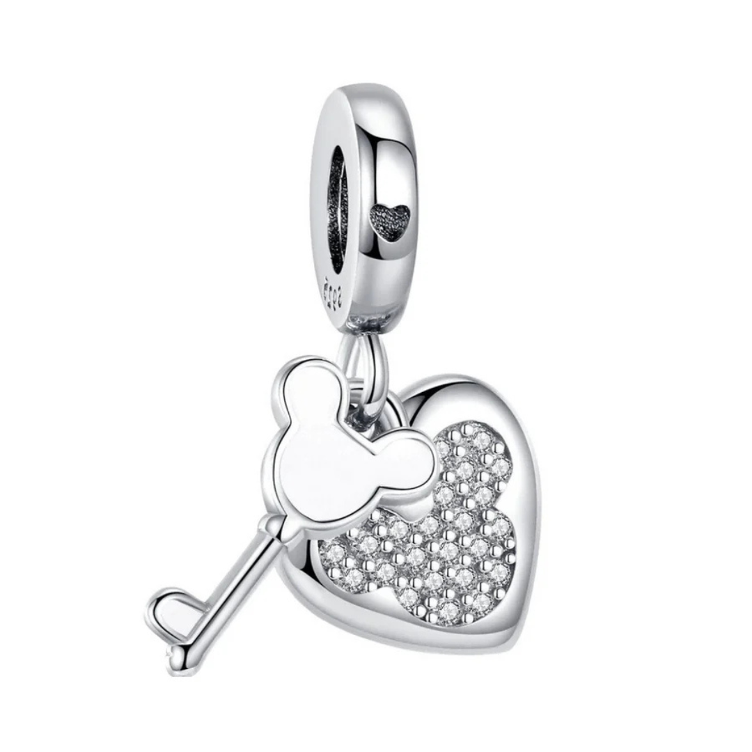 Charm Corazón y Llave Mickey