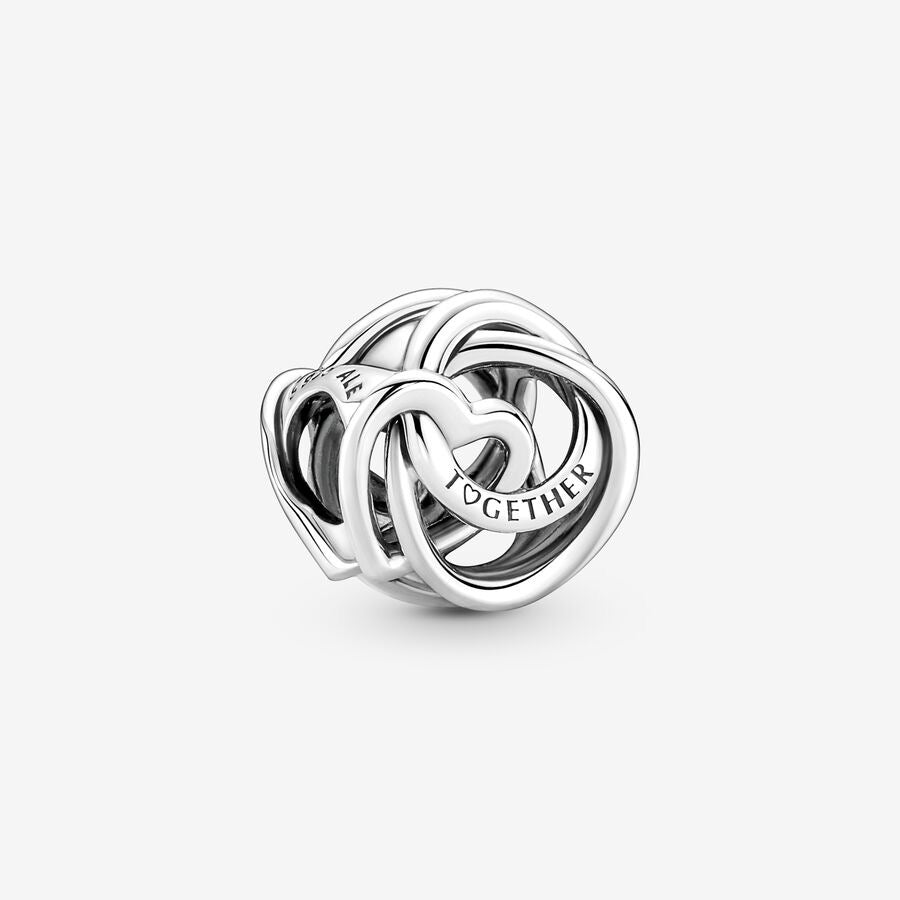 Charm corazón entrelazado con círculos