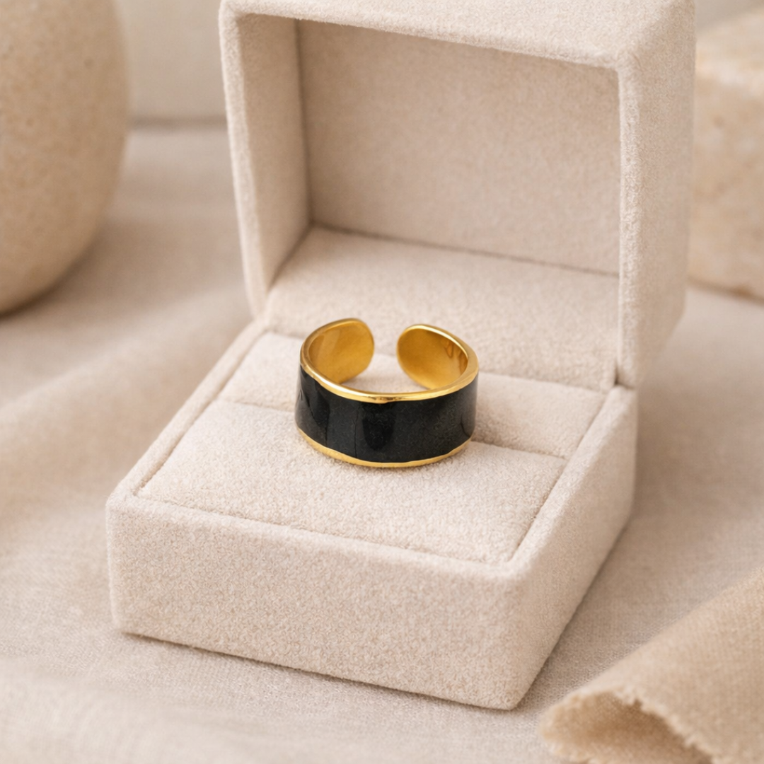 Anillo Black Enamel