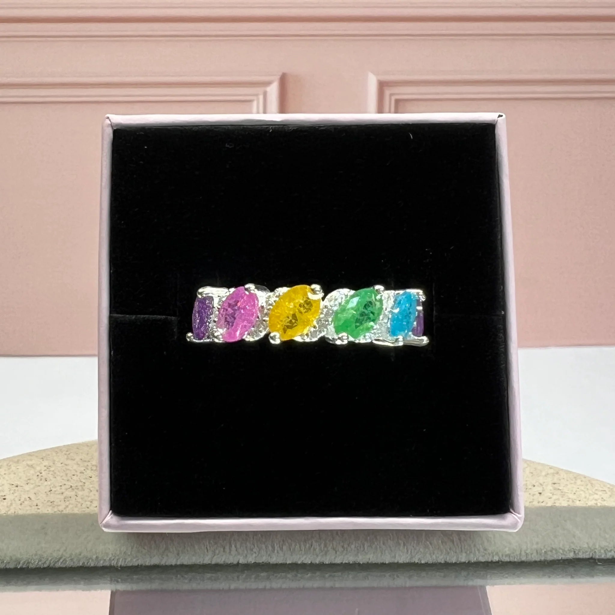 Anillo Alicia