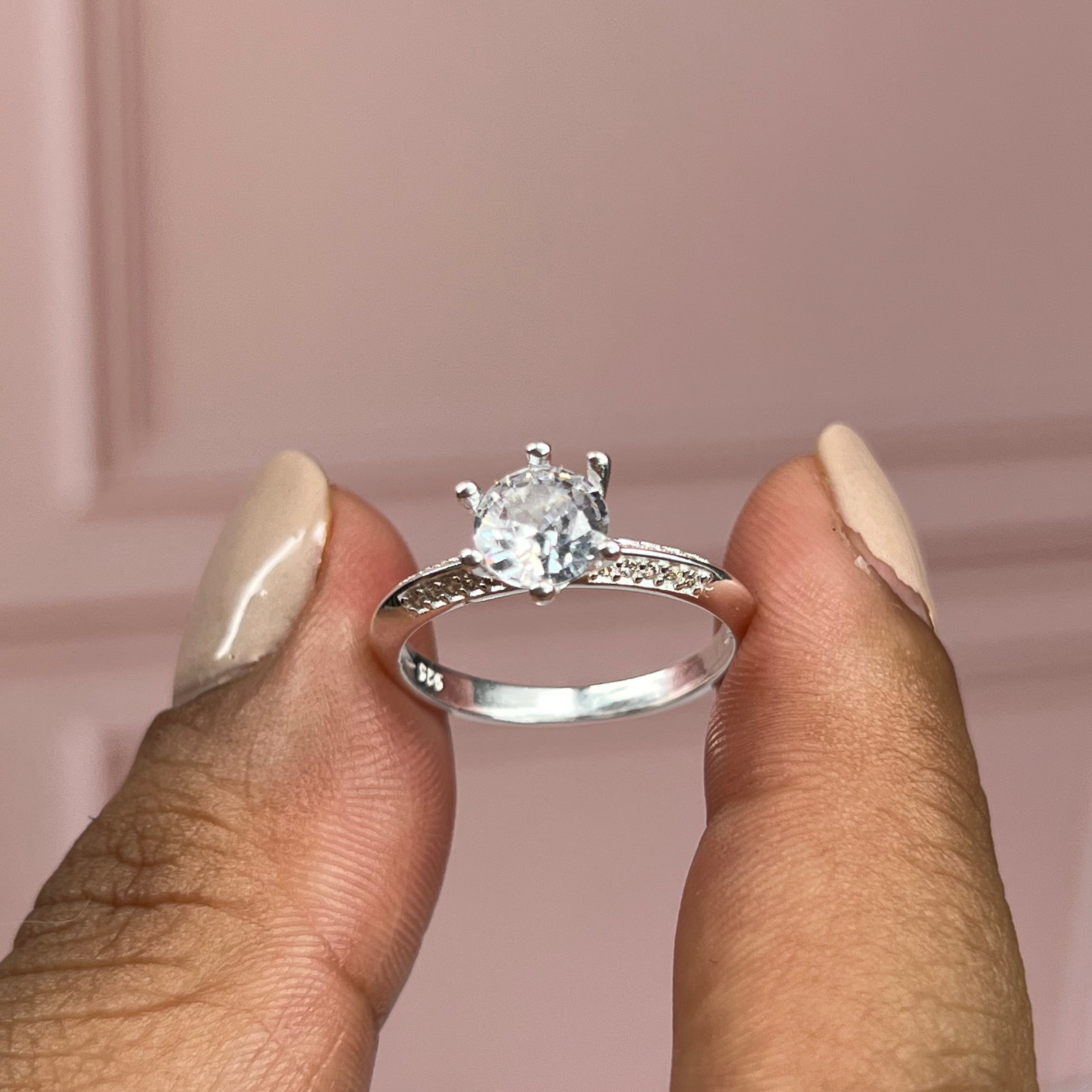 Anillo Taylor